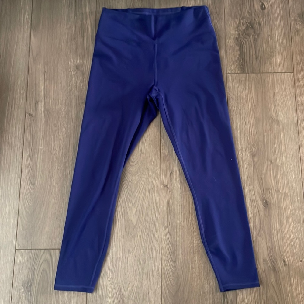 Fabletics boost power hold